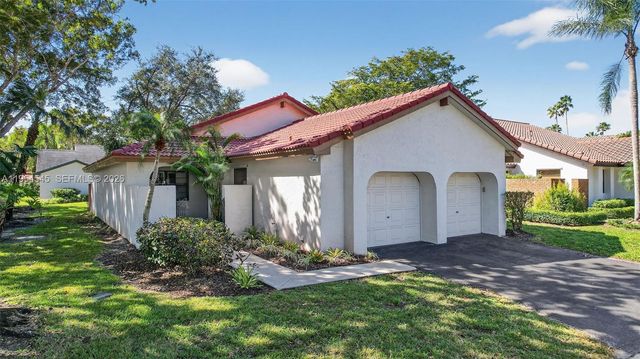 2141 Austin, Weston, FL 33326