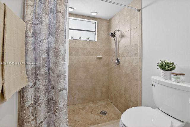 2141 Austin, Weston, FL 33326