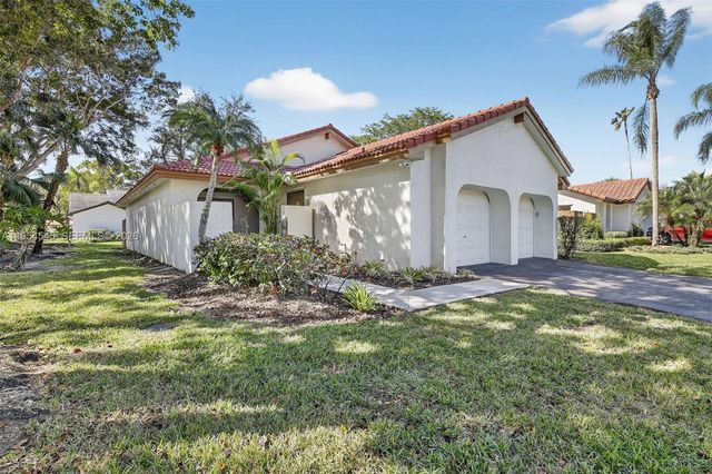 2141 Austin, Weston, FL 33326