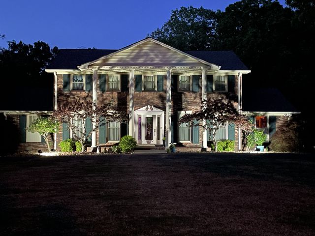 203 Dogwood Dr, Waverly, TN 37185