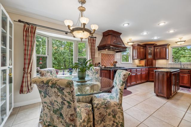 203 Dogwood Dr, Waverly, TN 37185