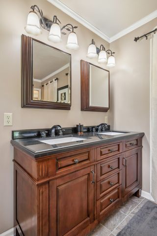 203 Dogwood Dr, Waverly, TN 37185