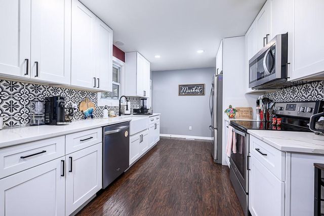2951 N 155th Terrace, Basehor, KS 66007