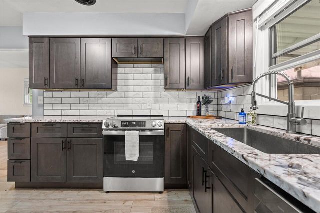 3553 E Bottsford AVENUE, Cudahy, WI 53110