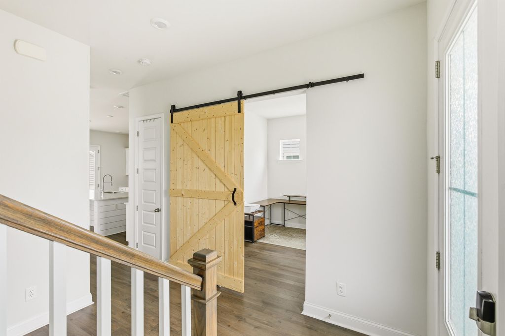 Image 7 of property listing at 2919 Wilson Creek Lane, Johns Island, SC 29455