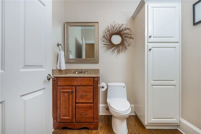 1025 Stonegate Court, Roswell, GA 30075