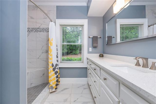 1025 Stonegate Court, Roswell, GA 30075