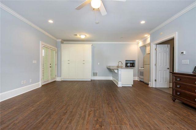 1025 Stonegate Court, Roswell, GA 30075