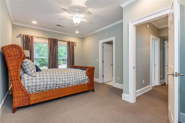 1025 Stonegate Court, Roswell, GA 30075