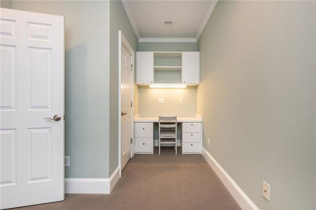 1025 Stonegate Court, Roswell, GA 30075