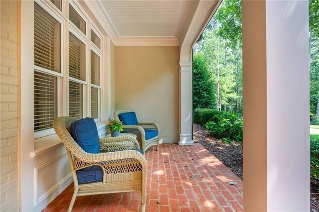 1025 Stonegate Court, Roswell, GA 30075