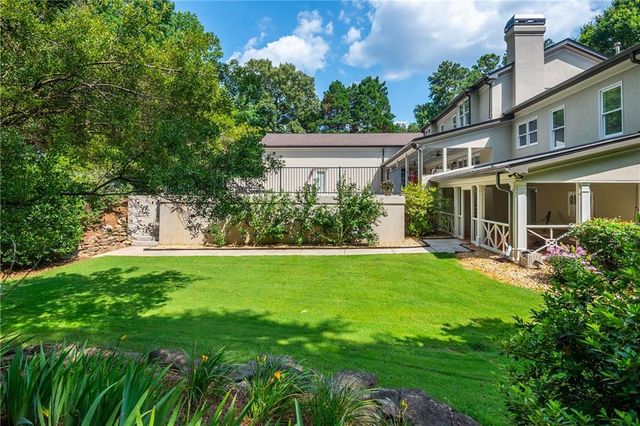 1025 Stonegate Court, Roswell, GA 30075