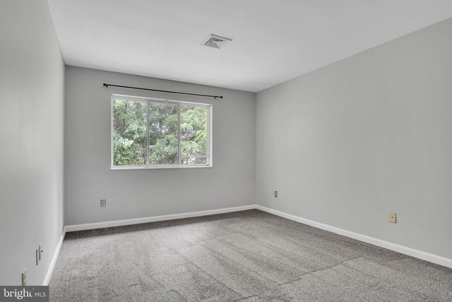 785 LEE LN, Enola, PA 17025