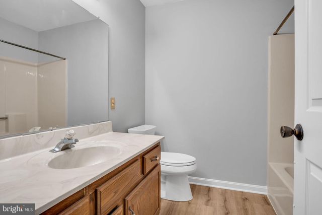 785 LEE LN, Enola, PA 17025