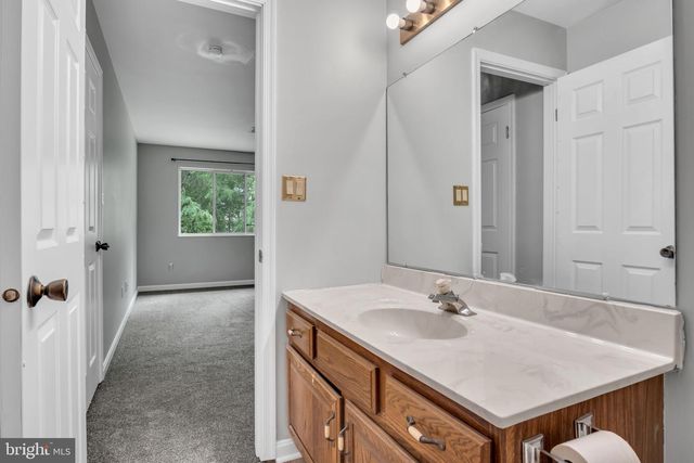 785 LEE LN, Enola, PA 17025
