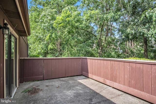 785 LEE LN, Enola, PA 17025