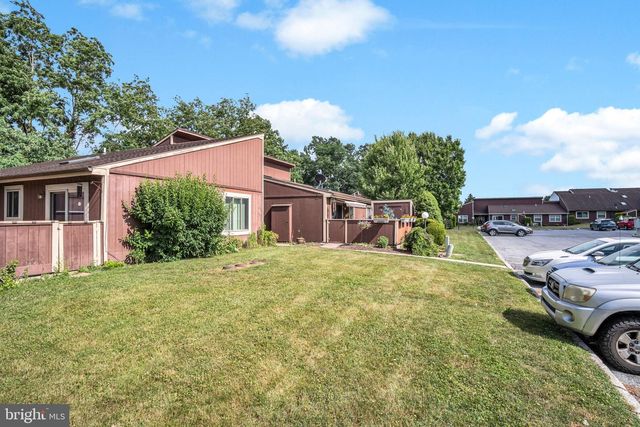 785 LEE LN, Enola, PA 17025