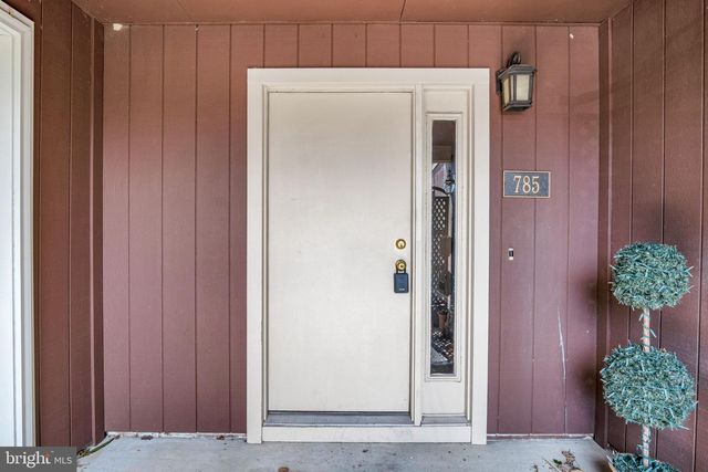 785 LEE LN, Enola, PA 17025