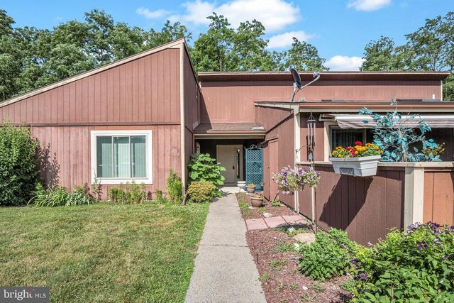 785 LEE LN, Enola, PA 17025