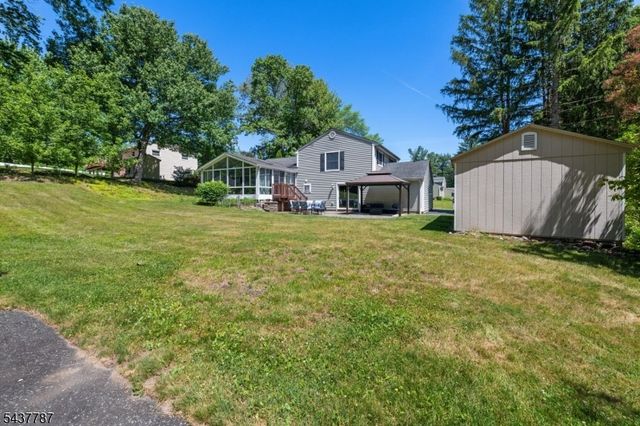 46 Sussex Dr, West Milford Twp., NJ 07480