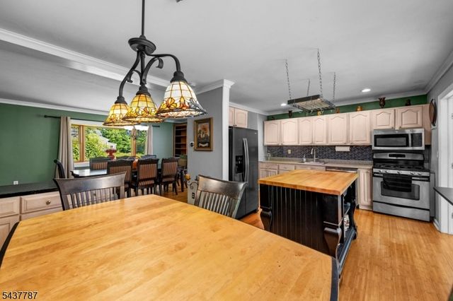 46 Sussex Dr, West Milford Twp., NJ 07480