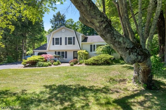 46 Sussex Dr, West Milford Twp., NJ 07480