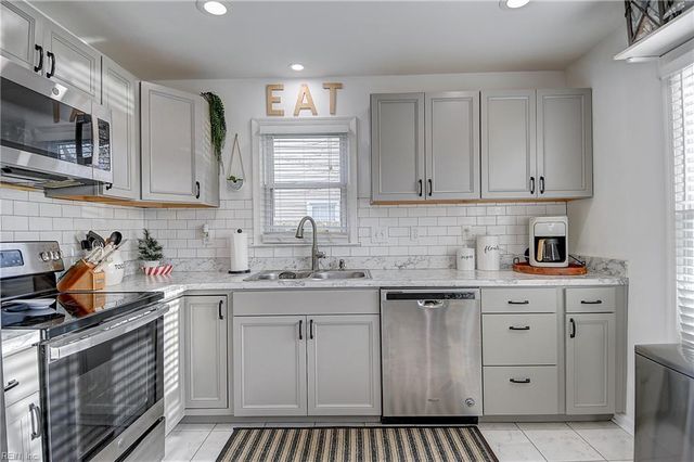 1005 Purrington CT, Virginia Beach, VA 23454