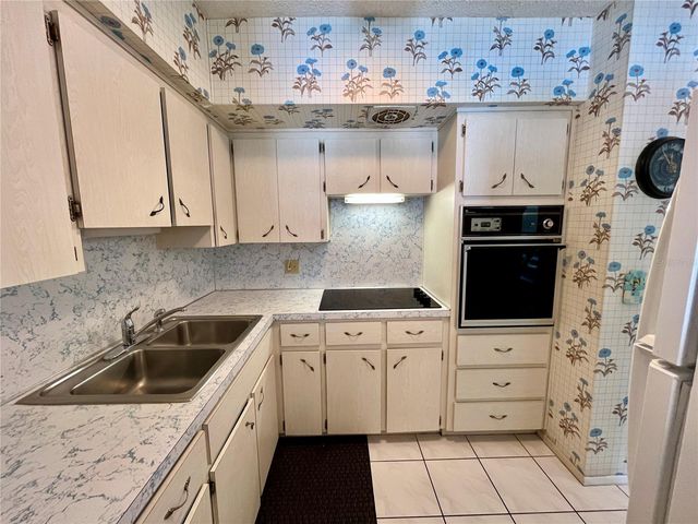 2391 SUMATRAN WAY 17, Clearwater, FL 33763