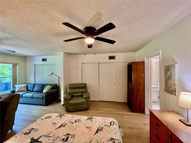 2391 SUMATRAN WAY 17, Clearwater, FL 33763