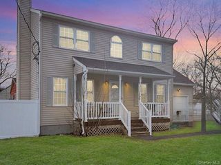 116 Robinwood Drive, Shirley, NY 11967