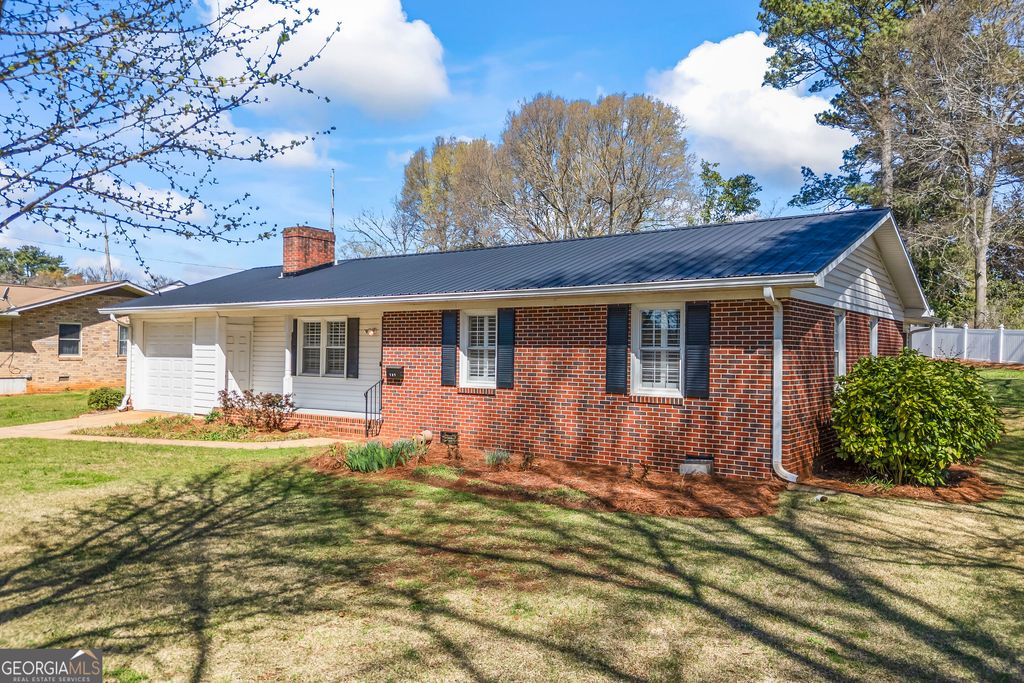 131 Roosevelt Boulevard, Commerce, GA 30529 — exterior