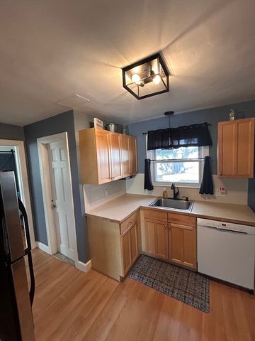 118 Field Road, Longmeadow, MA 01106