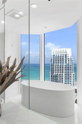 300 S Pointe Dr 3405, Miami Beach, FL 33139