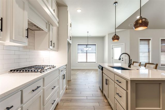 13504 NW 1st Street, Yukon, OK 73099