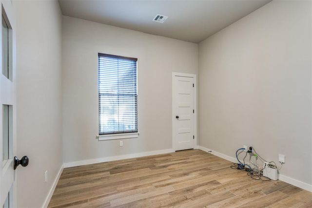 13504 NW 1st Street, Yukon, OK 73099