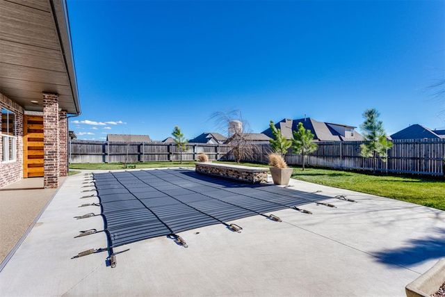 13504 NW 1st Street, Yukon, OK 73099