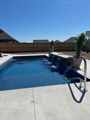 13504 NW 1st Street, Yukon, OK 73099