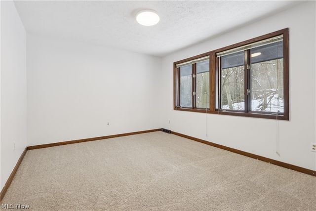 680 Rocky Hollow Drive, Akron, OH 44313