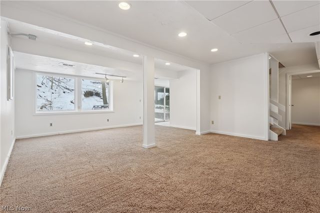 680 Rocky Hollow Drive, Akron, OH 44313