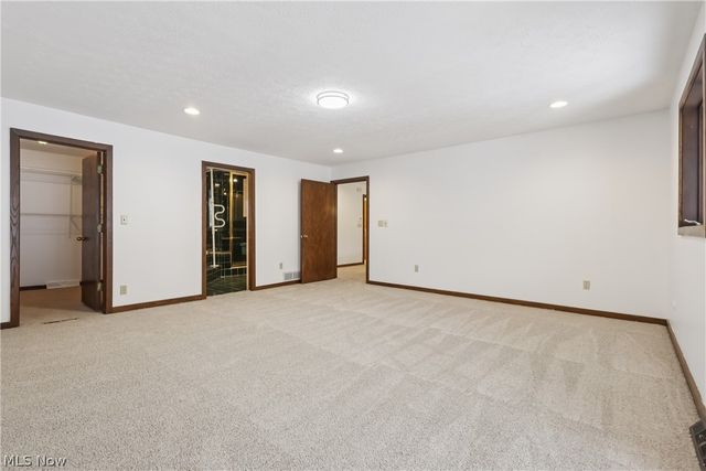 680 Rocky Hollow Drive, Akron, OH 44313