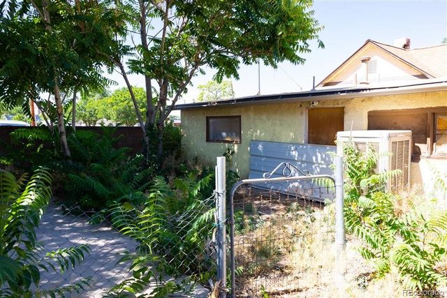 624 W Corona Avenue, Pueblo, CO 81004