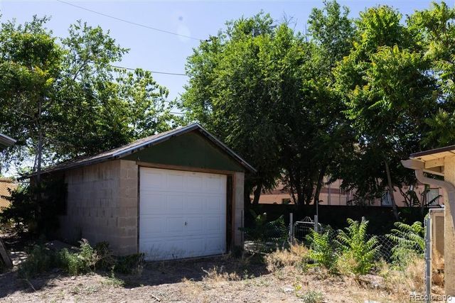 624 W Corona Avenue, Pueblo, CO 81004