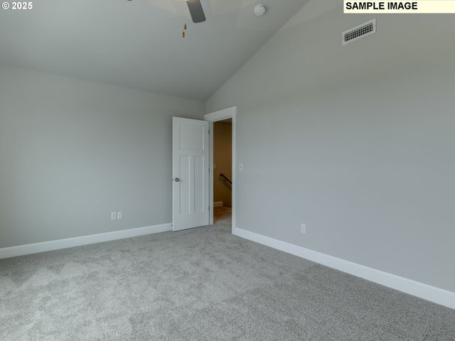 621 SALING Dr E 94, Estacada, OR 97023