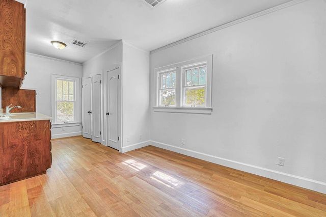 302 S 6th Street, Chickasha, OK 73018