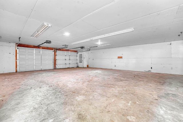 302 S 6th Street, Chickasha, OK 73018