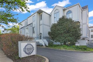 10 Columbus Square Drive, St Louis, MO 63101