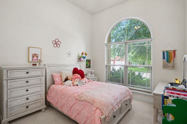 4803 THORNBROOK RDG, Columbia, MO 65203