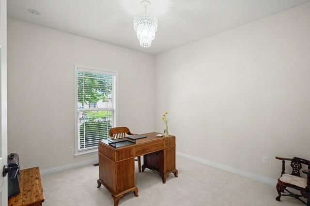 4803 THORNBROOK RDG, Columbia, MO 65203