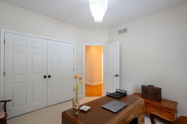 4803 THORNBROOK RDG, Columbia, MO 65203