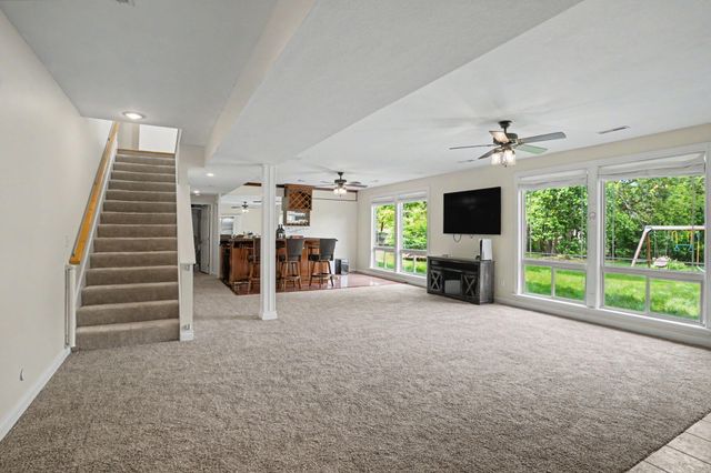 4803 THORNBROOK RDG, Columbia, MO 65203